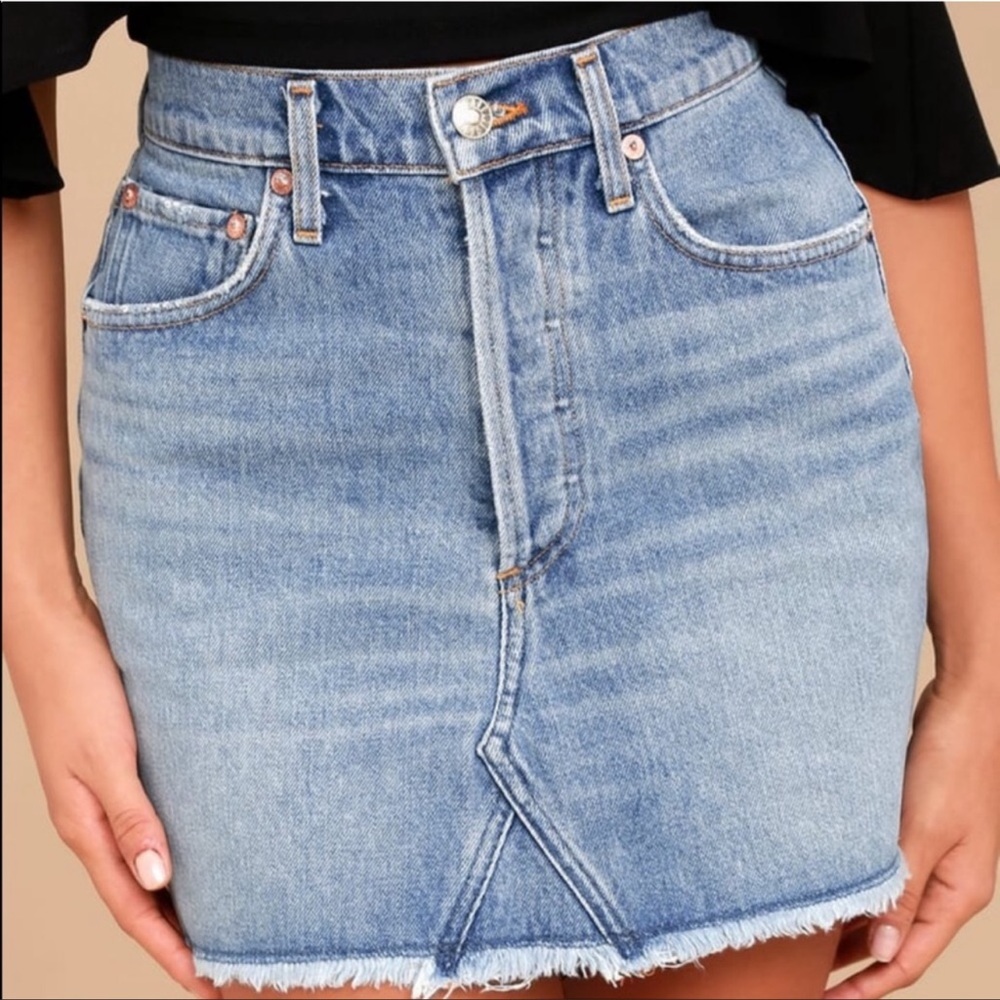 AGOLDE Quinn High Rise Mini Skirt
Devotee Sz 25